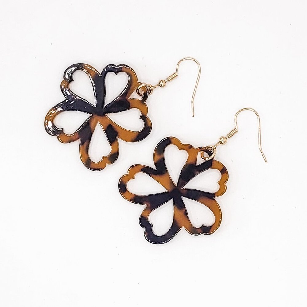 Hibiscus Flower Motif Earrings